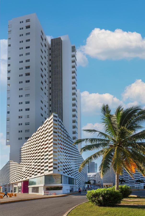 Suites Malecon Κανκούν Εξωτερικό φωτογραφία