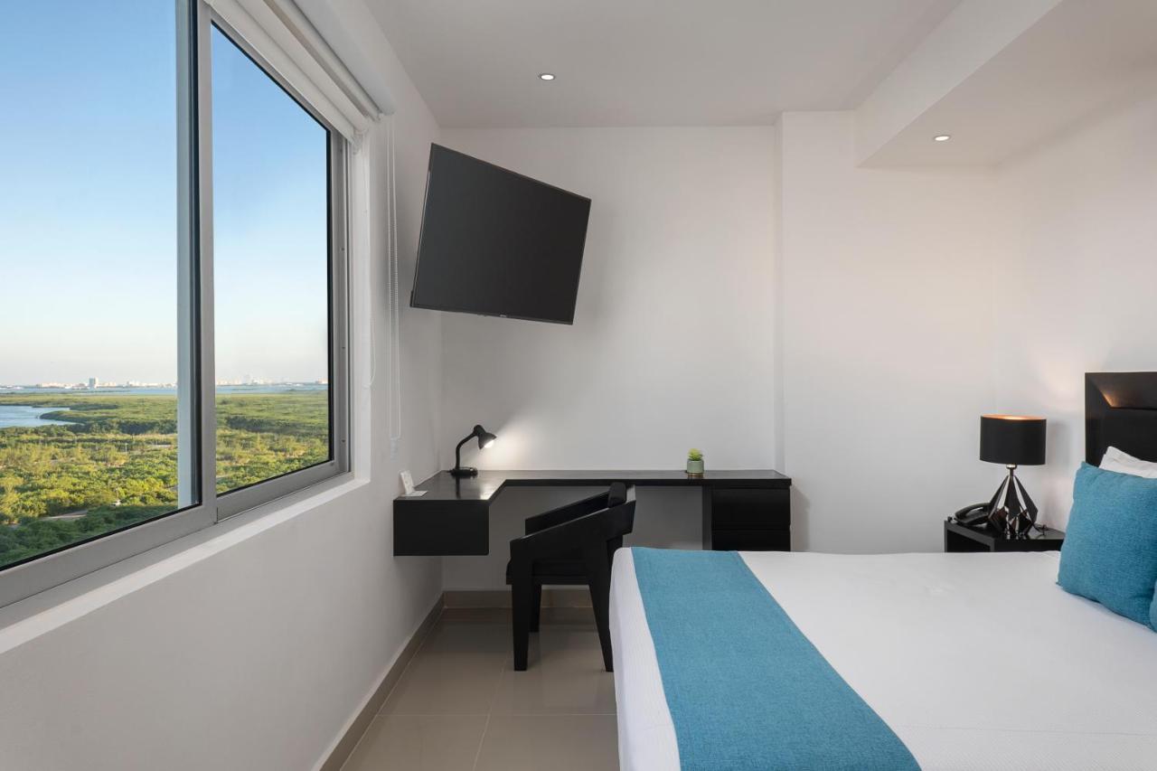 Suites Malecon Κανκούν Εξωτερικό φωτογραφία