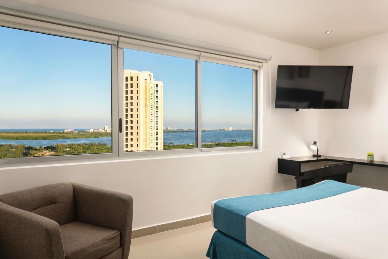 Suites Malecon Κανκούν Εξωτερικό φωτογραφία