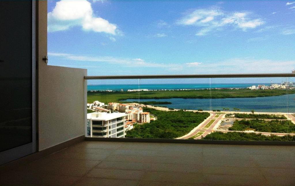 Suites Malecon Κανκούν Δωμάτιο φωτογραφία